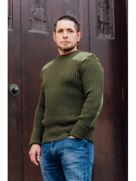 9024 – York Woolly Pully Crew Neck With Patches
